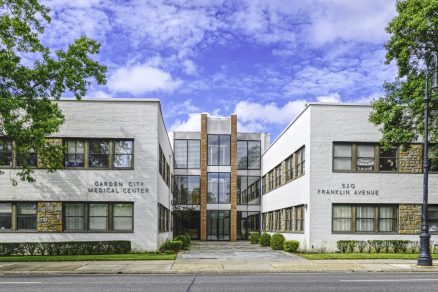 520 Franklin Ave Front
